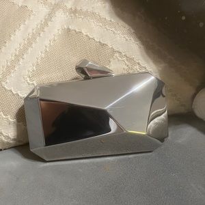 Magid Metal Geometric Evening clutch Silver